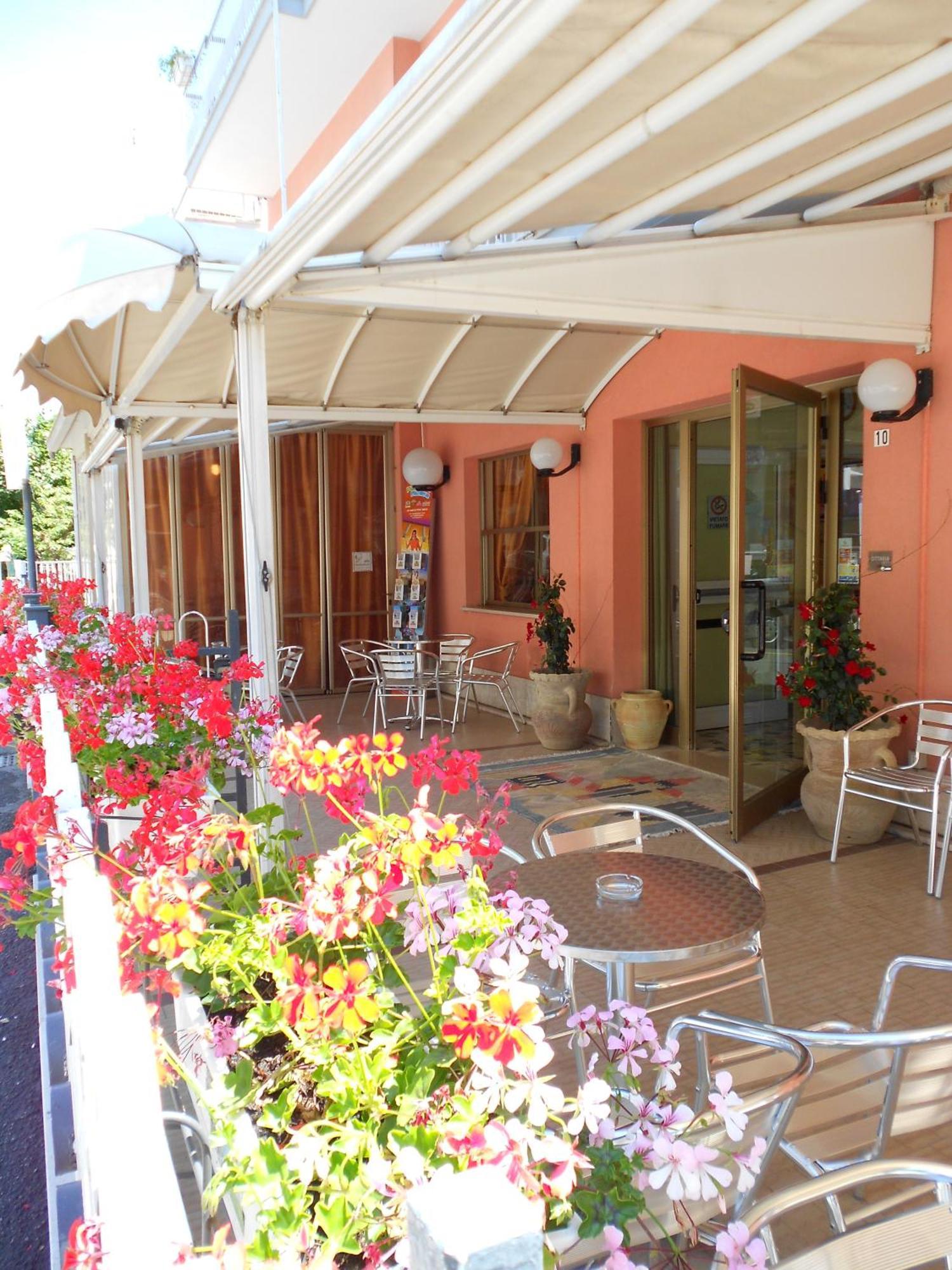 Hotel Ottavia Rimini Exteriér fotografie